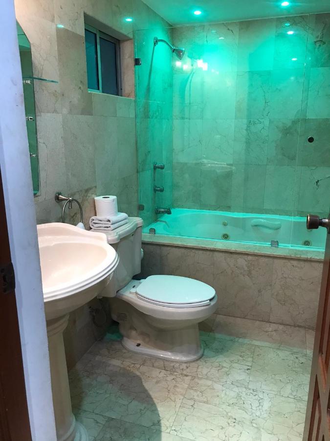 The Brisas Apartment Hideaway Канкун Экстерьер фото